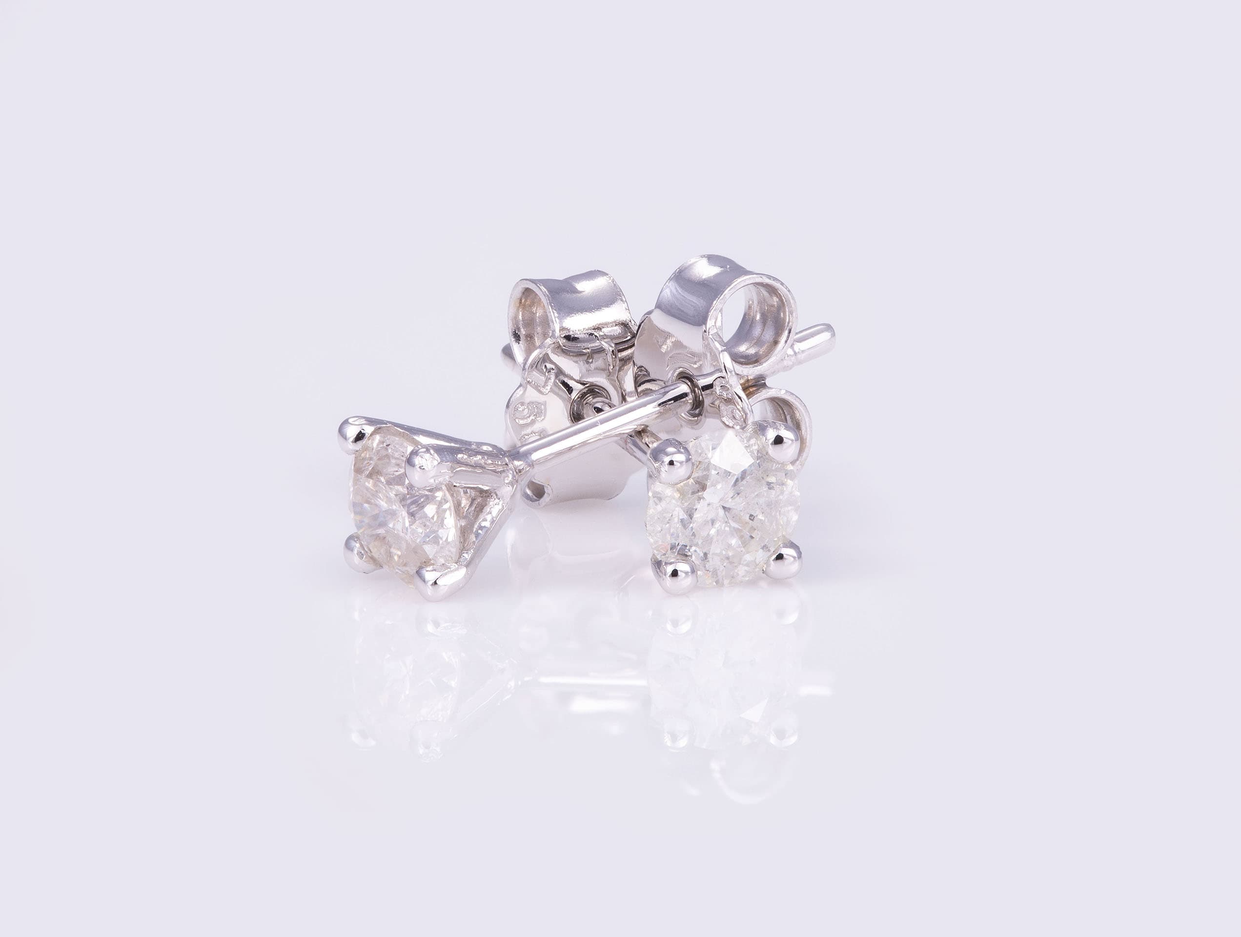 Diamond Stud Earrings In White Gold Set